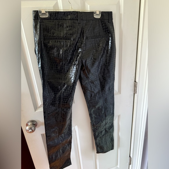 Zara Black Croc-Embossed Pants - Picture 4 of 4